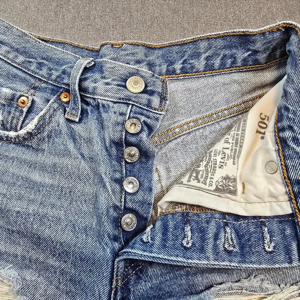 Levi’s 501 Shorts Womens Blue Denim High Rise Distressed Raw Hem Button Fly | 25